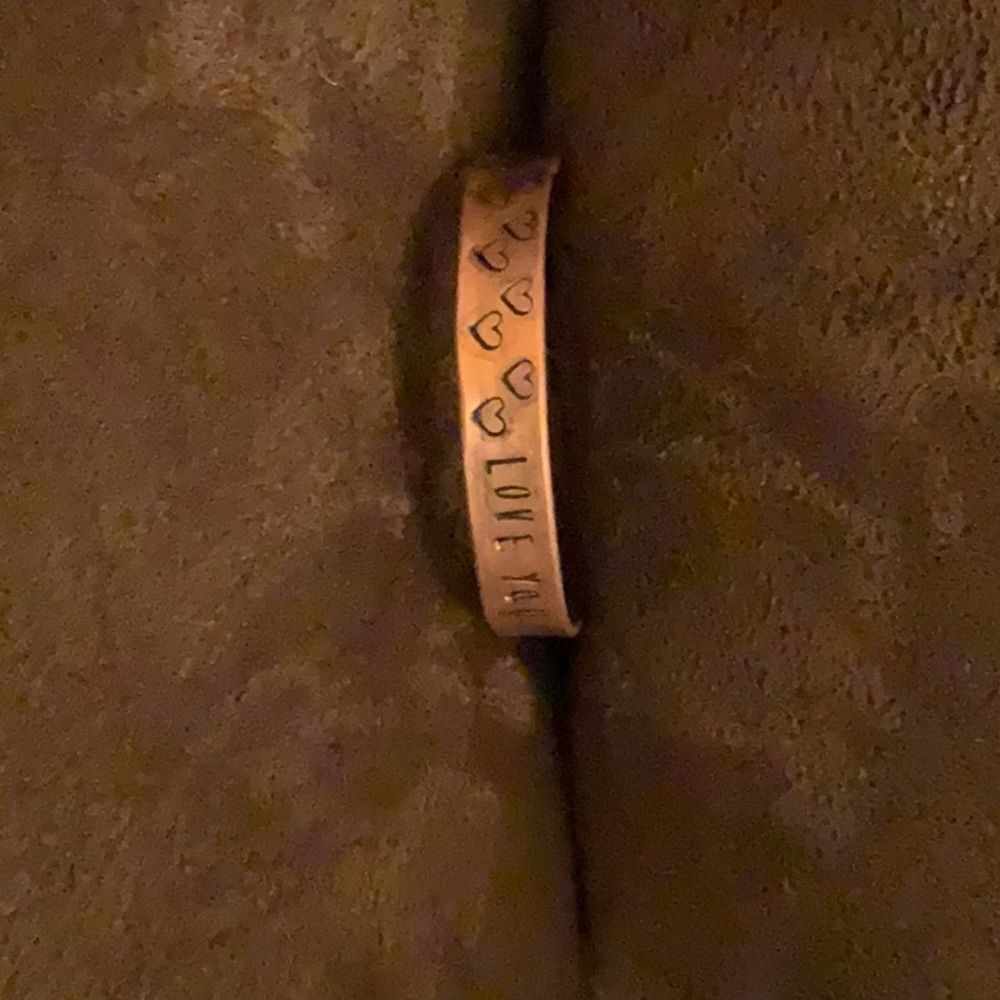 Handmade Copper cuff - Picture 4 of 5